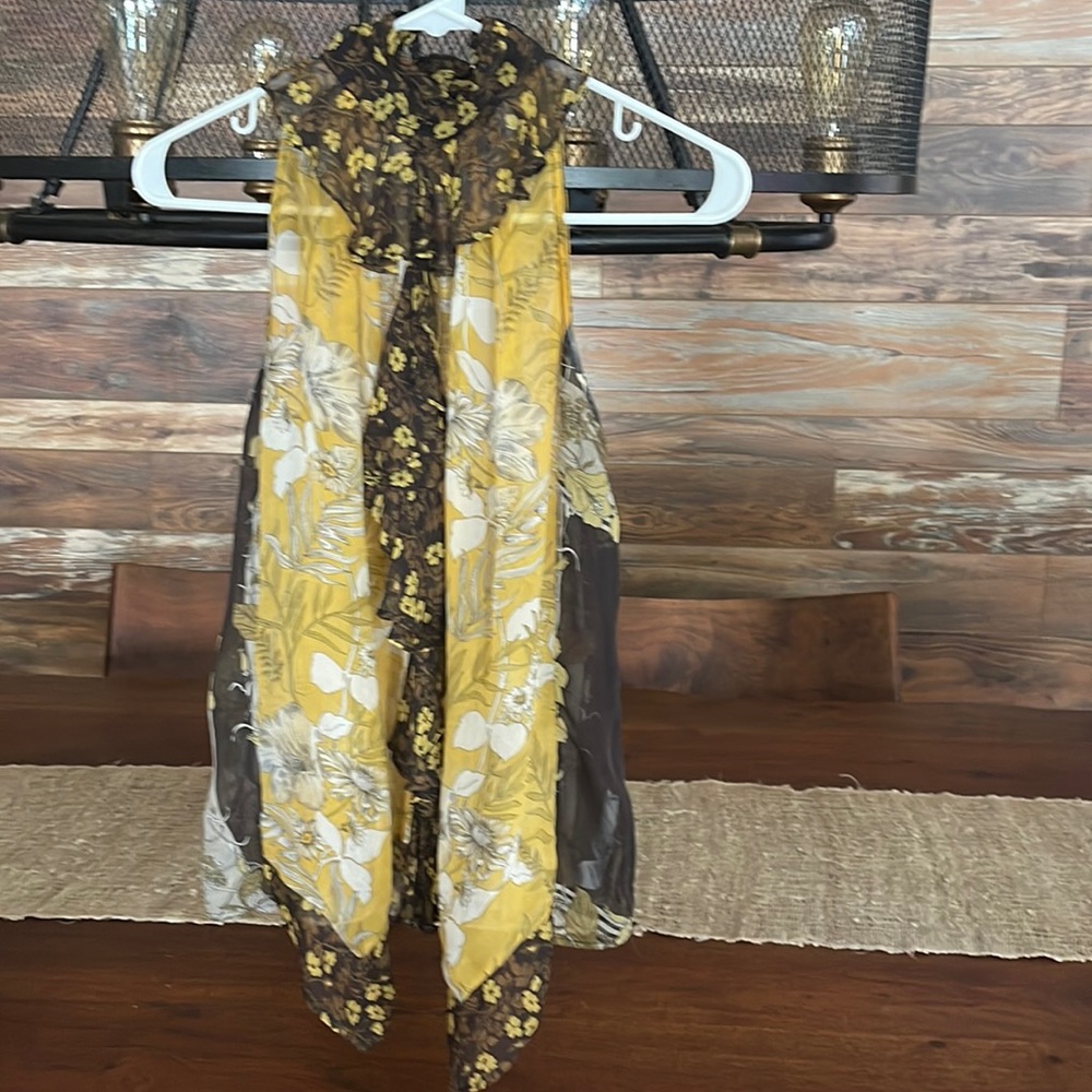 100% silk sleeveless top